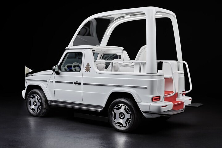 Pausmobiel Popemobile Mercedes-Benz G-klasse