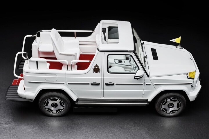 Pausmobiel Popemobile Mercedes-Benz G-klasse