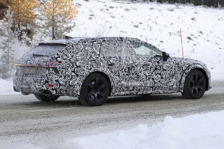 Audi A7 Allroad spyshots