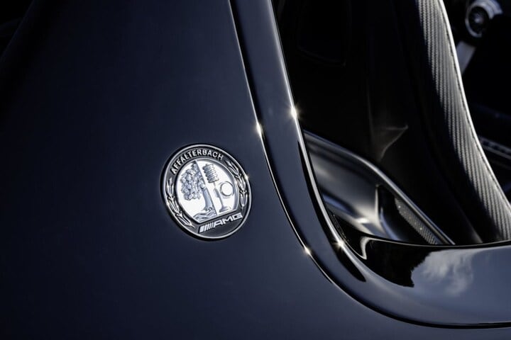 Mercedes-AMG PureSpeed