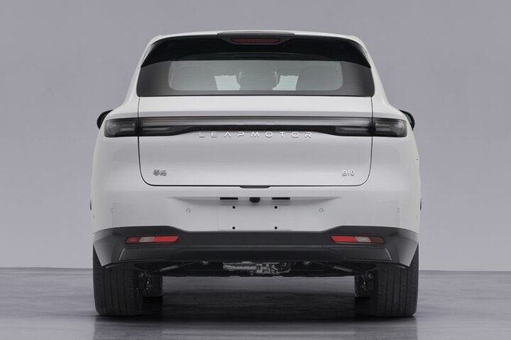 Leapmotor B10
