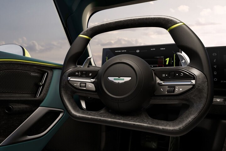 Aston Martin Valhalla