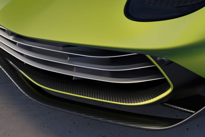 Aston Martin Valhalla