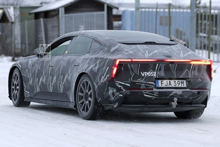 Spyshots Polestar 5