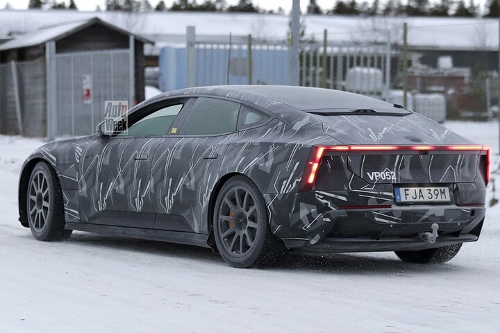 Spyshots Polestar 5