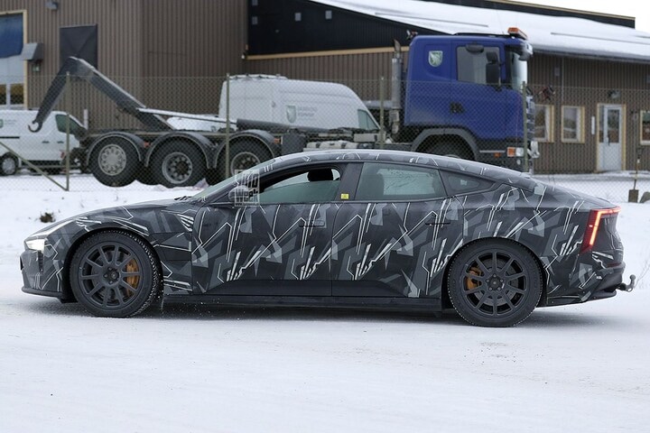 Spyshots Polestar 5