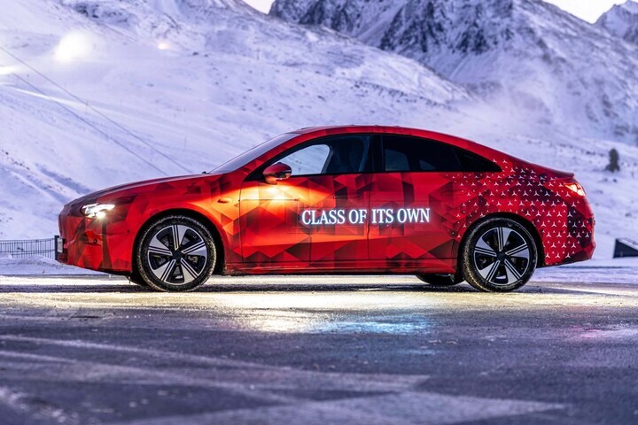 Mercedes-Benz CLA (Embargo 17-12)