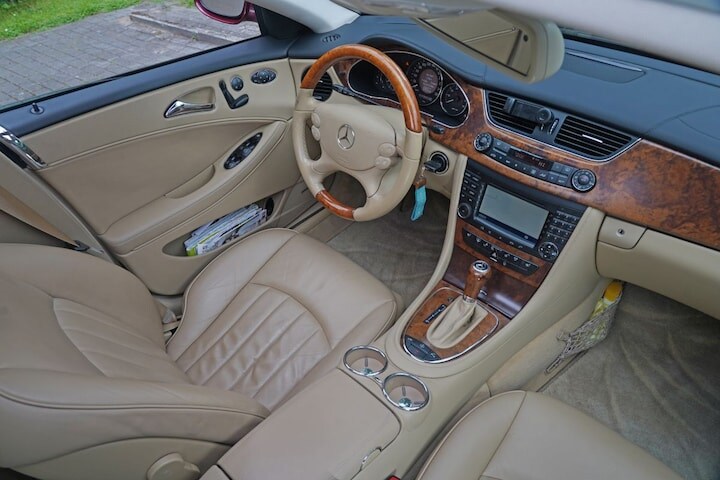 Mercedes-Benz CLS