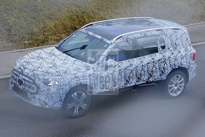 Mercedes-Benz GLB spyshots