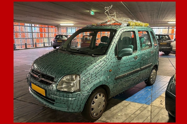 In het Wild - Opel Agila