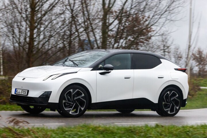 Lynk & Co 02