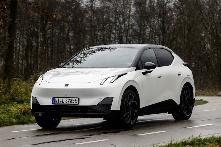Lynk & Co 02