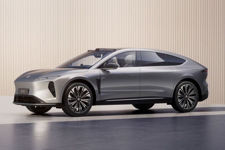 Nio ET9