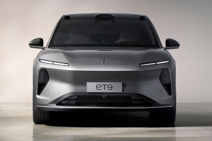 Nio ET9