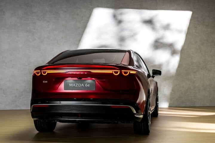 Mazda 6e