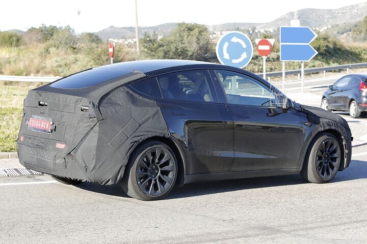 Spyshots Tesla Model Y