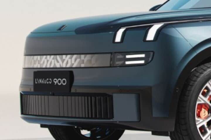 Lynk & Co 900