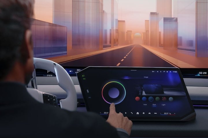 BMW Panoramic iDrive
