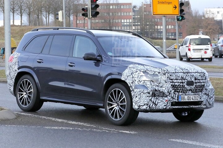 Mercedes-Benz GLS Spyshots