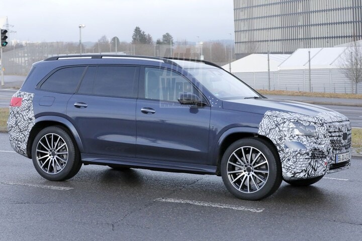 Mercedes-Benz GLS Spyshots