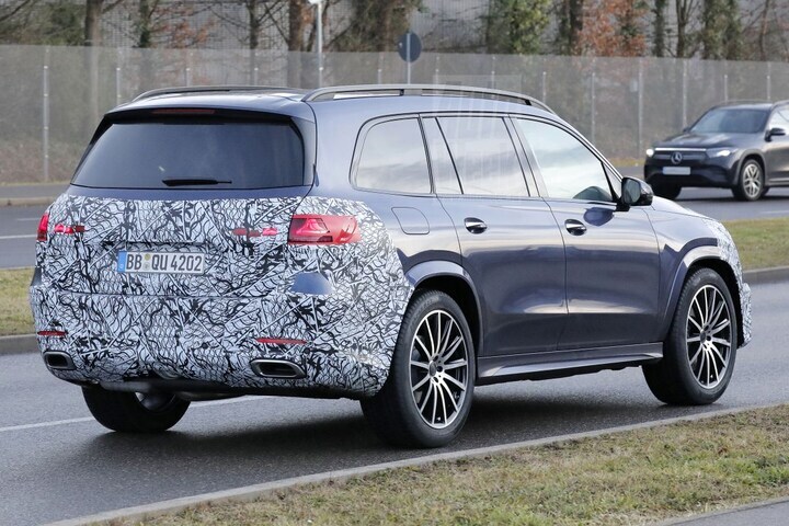 Mercedes-Benz GLS Spyshots