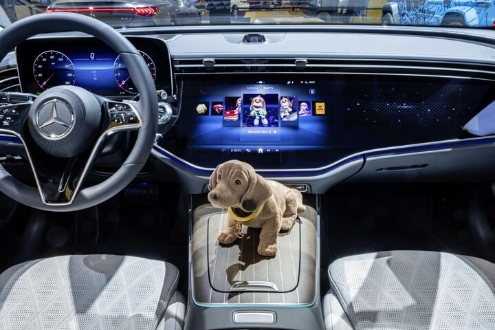 Mercedes-Benz Wackeldackel