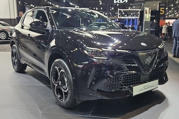 Alfa Romeo Junior Q4
