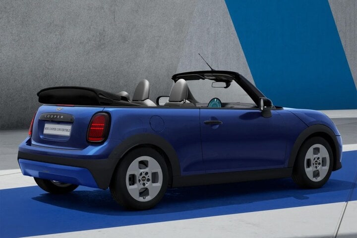 Mini Cooper Cabrio back to basics