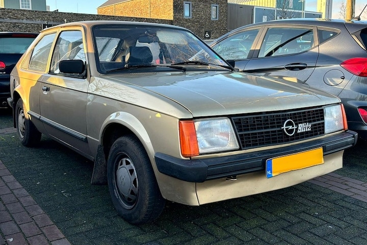 Opel Kadett In het Wild