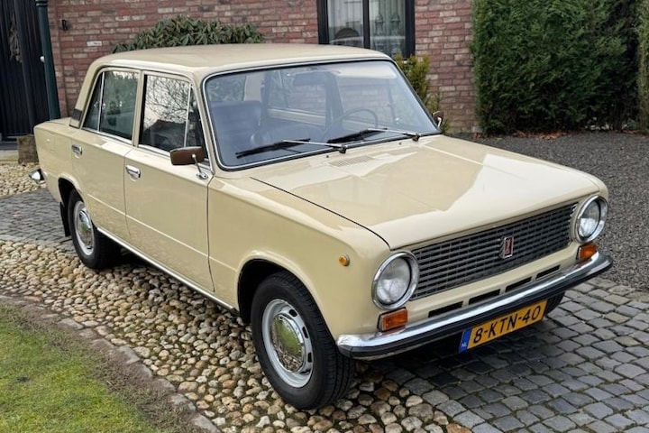 Lada 1200