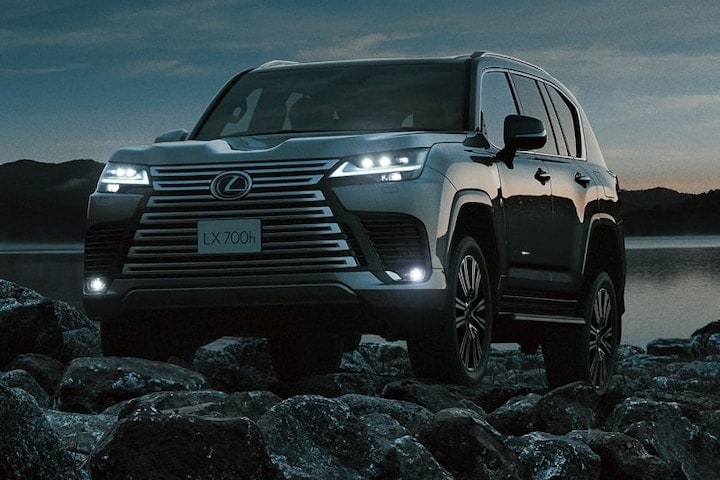 Lexus LX 700h