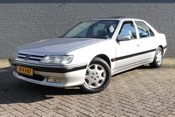 Peugeot 605