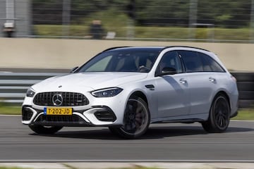 Mercedes-AMG C 63 S E Performance