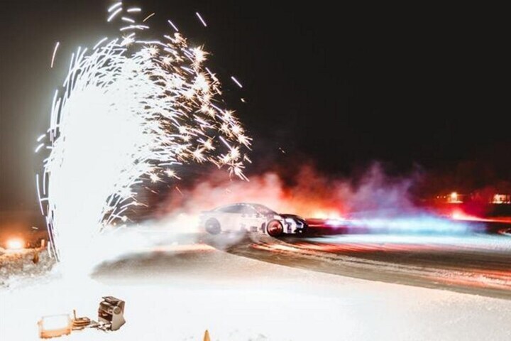 Porsche Taycan GTS drift