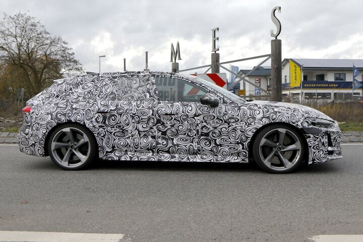 Audi RS5 spyshots