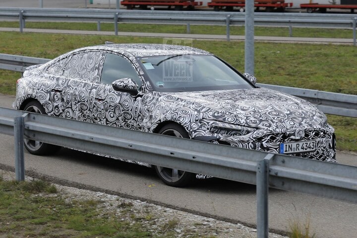 Audi RS5 spyshots