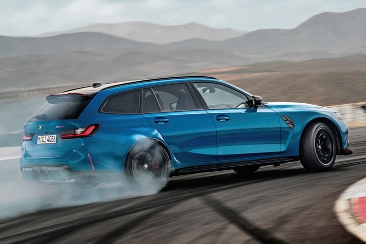 BMW M3 CS Touring