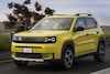 Fiat Grande Panda (2025) rijdend op Lingotto dak Turijn