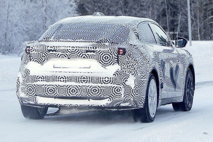 Spyshots Alpine A390