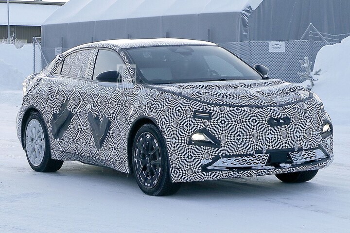 Spyshots Alpine A390