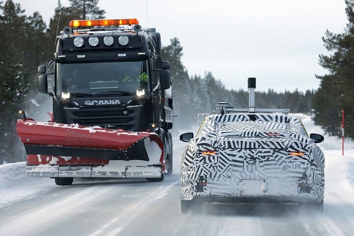 Spyshots Jaguar Type 00