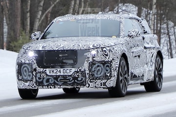 Range Rover Velar spyshots