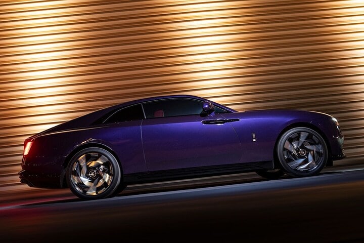 Rolls-Royce Spectre Black Badge