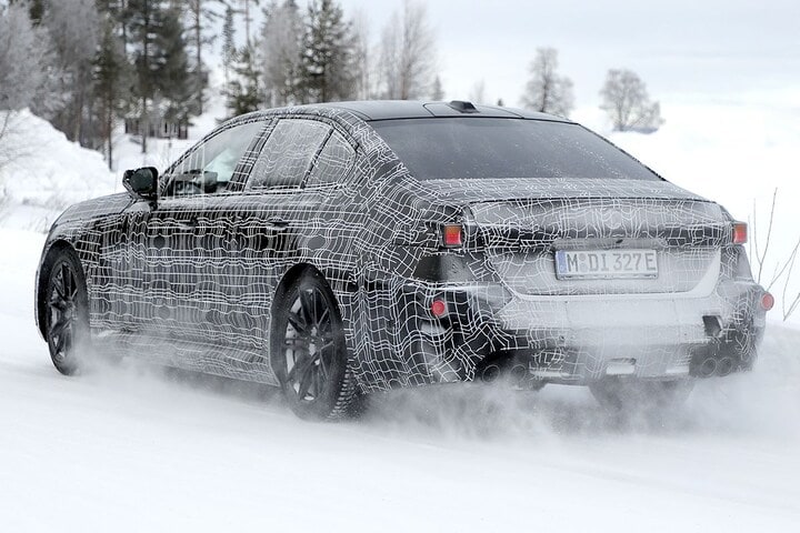 BMW M5 5-serie i5 facelift