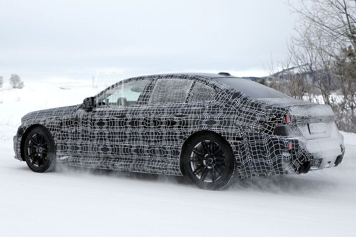 BMW M5 5-serie i5 facelift