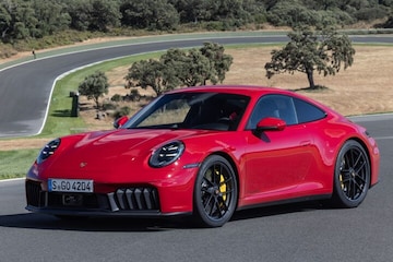 Porsche 911 Carrera 4 GTS Coupé