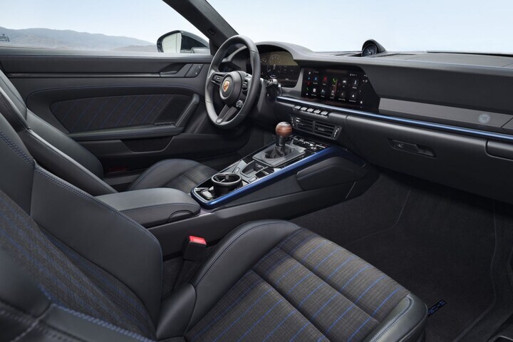 Porsche 911 Carrera T Coupé