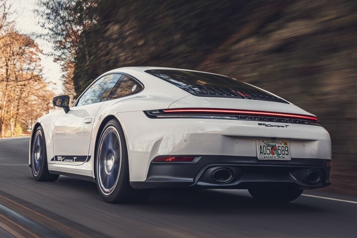 Porsche 911 Carrera T Coupé