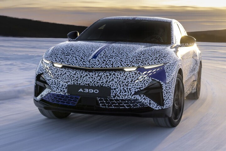 Alpine A390
