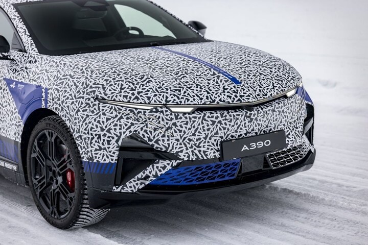Alpine A390
